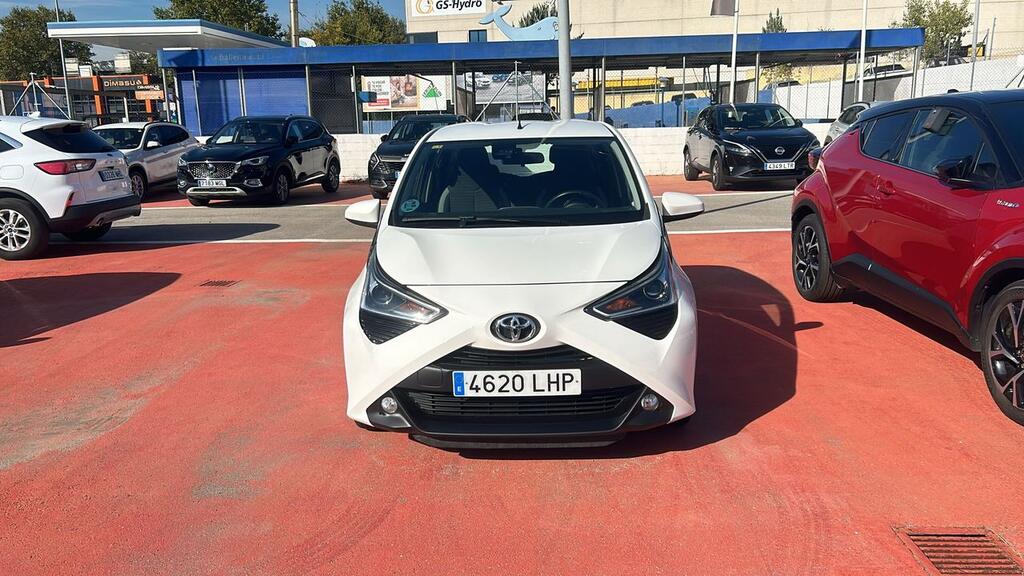 Toyota Aygo 1.0 70 x-play